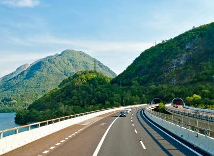 Скоростной автобан в Австрии
